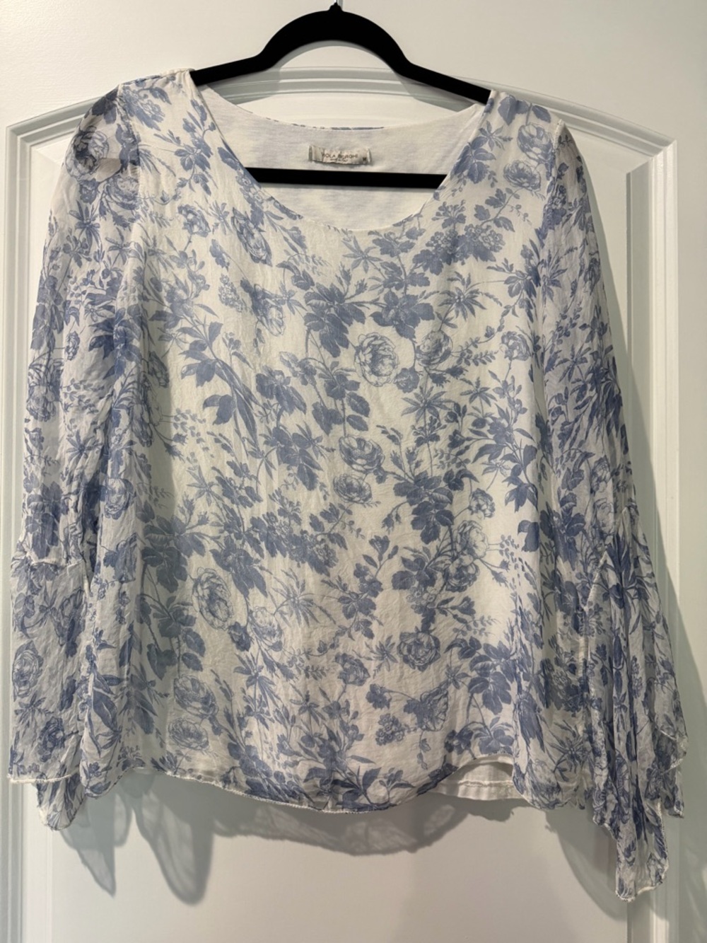 Viola Borghi -Women's Blue Floral Scoop Neck Top- Italian Made Silk